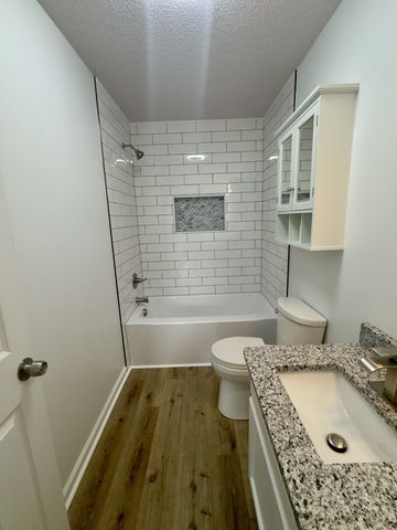 328 Deer Cir, Estill Springs, TN 37330