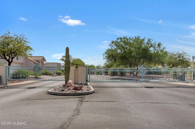 10991 N Pebble Way, Oro Valley, AZ 85737