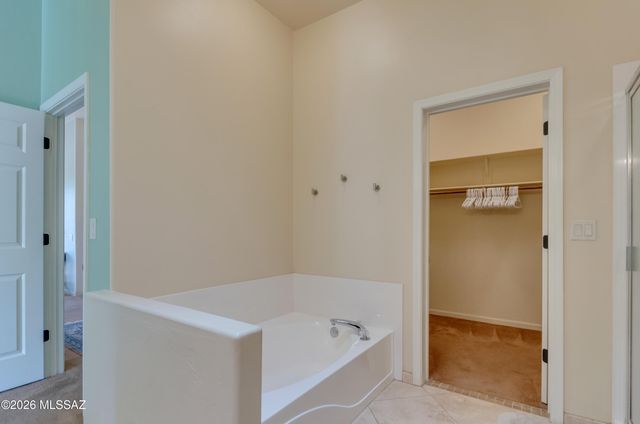 10991 N Pebble Way, Oro Valley, AZ 85737
