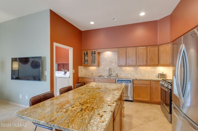 10991 N Pebble Way, Oro Valley, AZ 85737