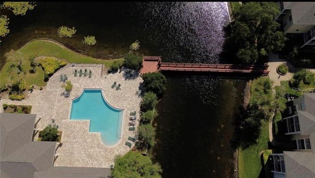 4107 CHATHAM OAK COURT 326, Tampa, FL 33624