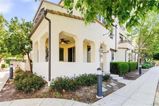 77 Adelfa Street, Rancho Mission Viejo, CA 92694