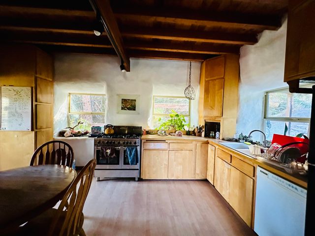 3834 Thomas Road, Miranda, CA 95553