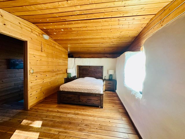 3834 Thomas Road, Miranda, CA 95553