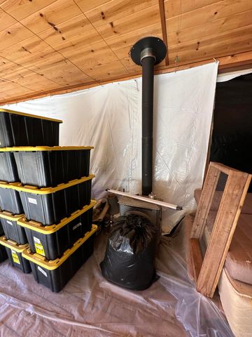 3834 Thomas Road, Miranda, CA 95553