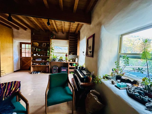 3834 Thomas Road, Miranda, CA 95553