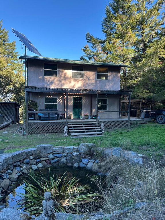 3834 Thomas Road, Miranda, CA 95553