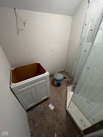 66 E Regent, Indianapolis, IN 46225