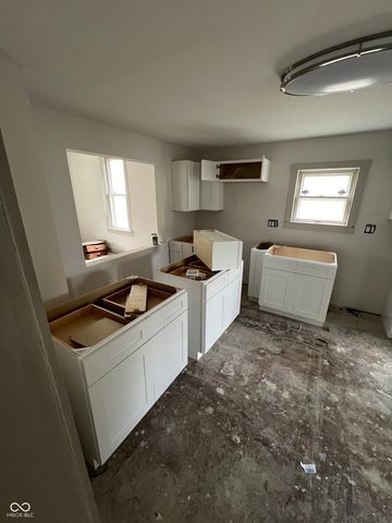 66 E Regent, Indianapolis, IN 46225