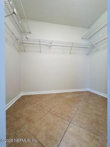 8536 CROSS TIMBERS Drive W, Jacksonville, FL 32244