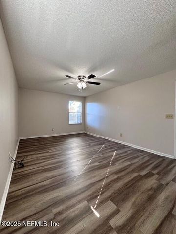 8536 CROSS TIMBERS Drive W, Jacksonville, FL 32244