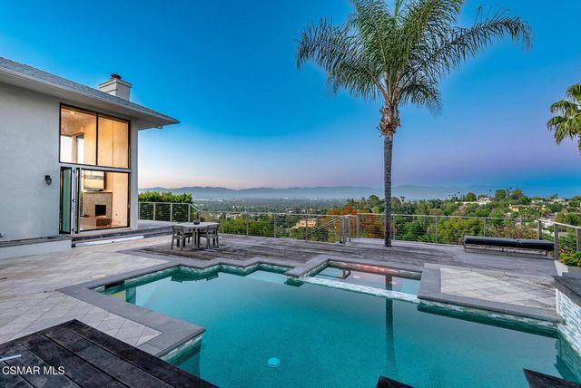 4622 Charmion Lane, Encino, CA 91316
