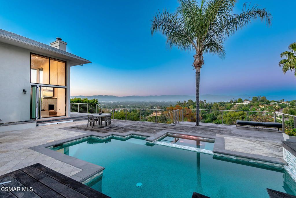 4622 Charmion Lane, Encino, CA 91316 — photo 2