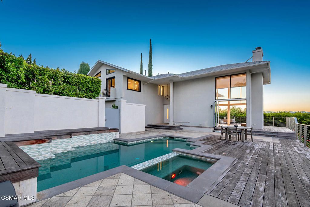 4622 Charmion Lane, Encino, CA 91316 — photo 4