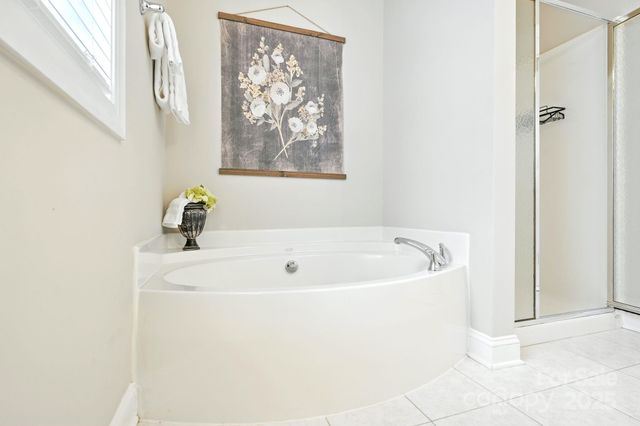 1045 Kensford Drive, Lewisville, NC 27023