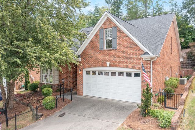1045 Kensford Drive, Lewisville, NC 27023