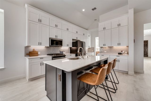 901 Gold Finch Lane, Forney, TX 75126