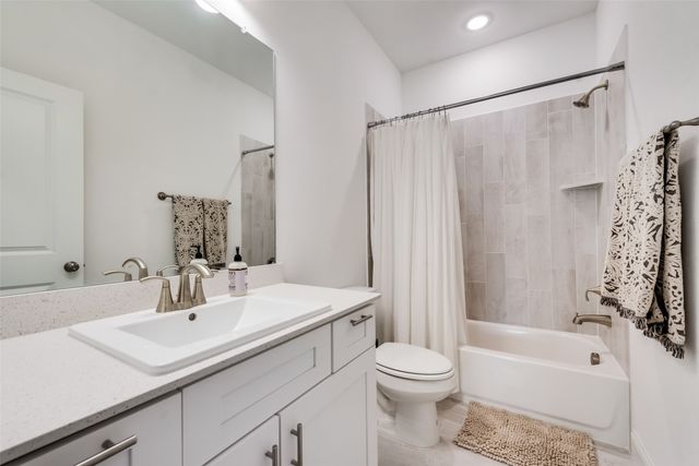 901 Gold Finch Lane, Forney, TX 75126