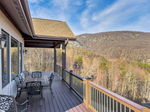 209 Craggy Rock Lane, Landrum, SC 29356