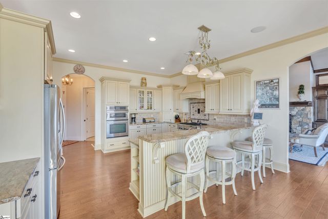 209 Craggy Rock Lane, Landrum, SC 29356