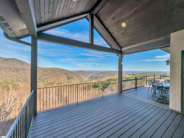 209 Craggy Rock Lane, Landrum, SC 29356