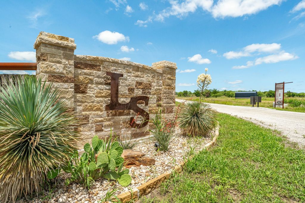 1012 Goodnight Trail, Perrin, TX 76486
