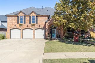 809 Preston Park Drive, Yukon, OK 73099