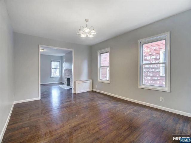 49-51 Parkview Terrace, Newark, NJ 07112