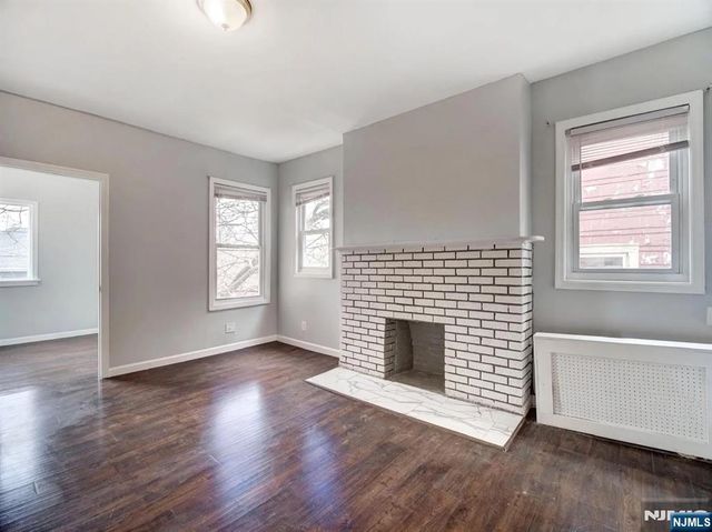 49-51 Parkview Terrace, Newark, NJ 07112