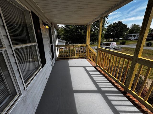 108 Clarmont Drive, King, NC 27021
