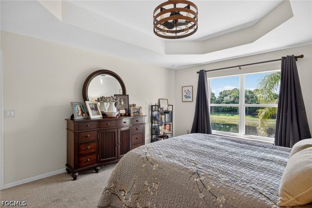 10284 Crepe Jasmine LN, Fort Myers, FL 33913