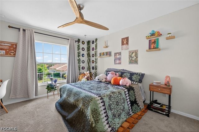 10284 Crepe Jasmine LN, Fort Myers, FL 33913