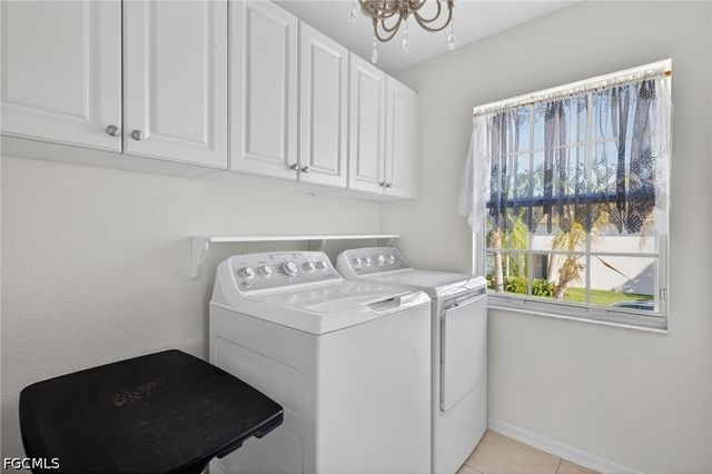 10284 Crepe Jasmine LN, Fort Myers, FL 33913