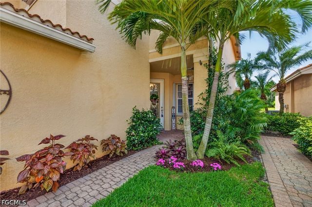 10284 Crepe Jasmine LN, Fort Myers, FL 33913