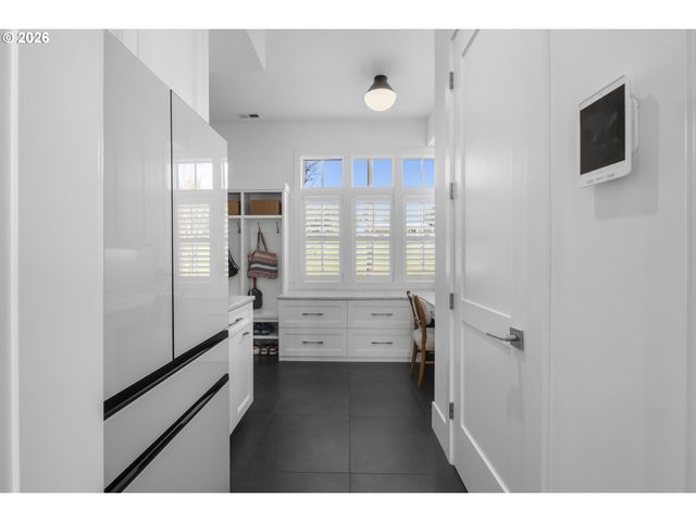 2100 SATTER St, West Linn, OR 97068