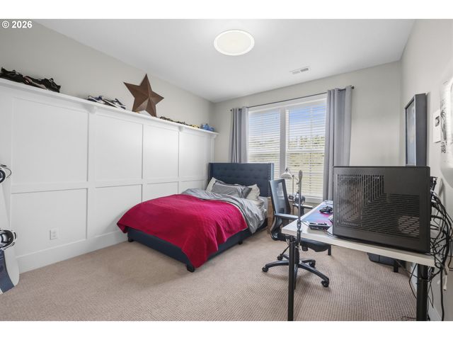 2100 SATTER St, West Linn, OR 97068