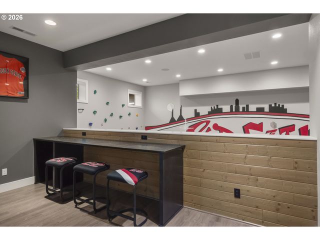 2100 SATTER St, West Linn, OR 97068