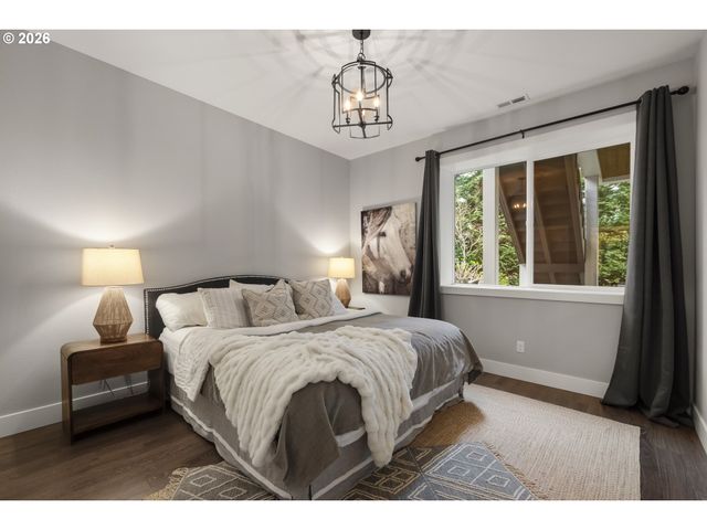 2100 SATTER St, West Linn, OR 97068