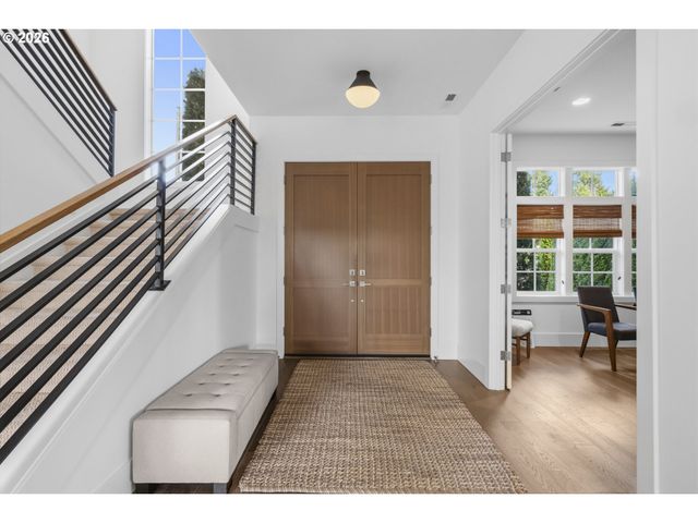 2100 SATTER St, West Linn, OR 97068