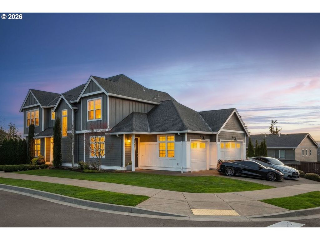 2100 SATTER St, West Linn, OR 97068