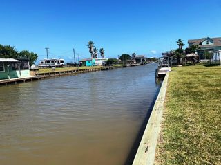 2331 Gulfview Drive, Sargent, TX 77414