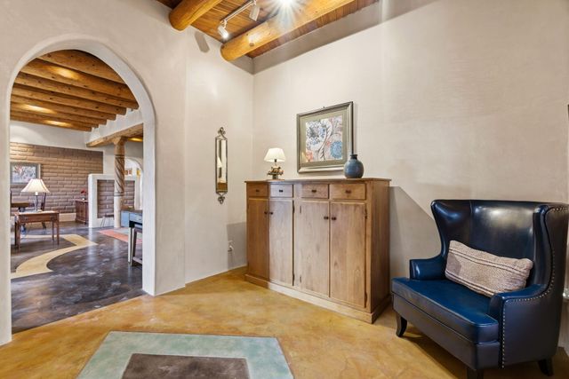 10 Calle Final, Placitas, NM 87043