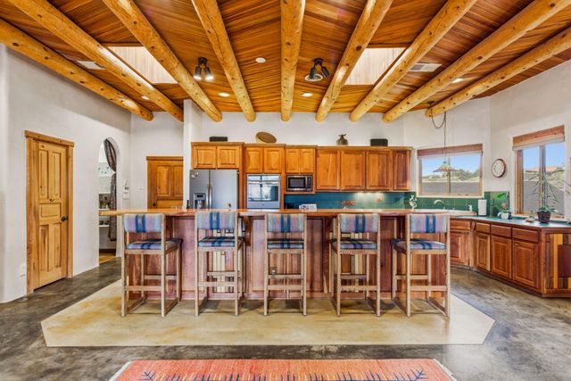 10 Calle Final, Placitas, NM 87043