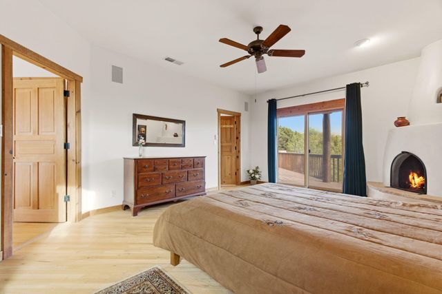 10 Calle Final, Placitas, NM 87043