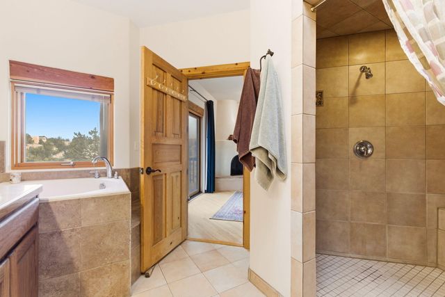 10 Calle Final, Placitas, NM 87043