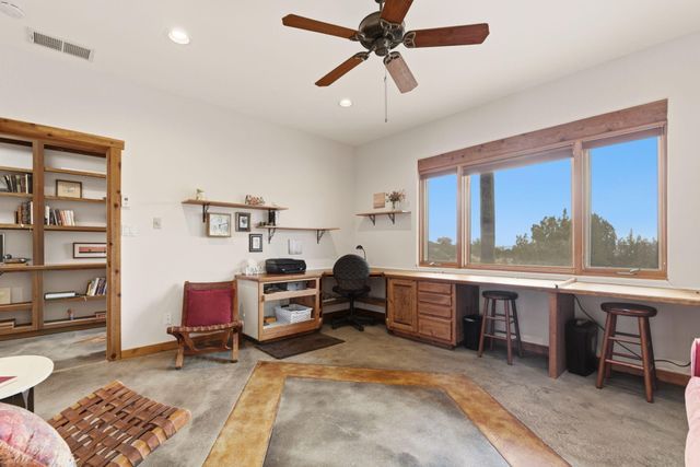10 Calle Final, Placitas, NM 87043