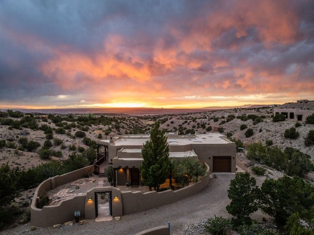 10 Calle Final, Placitas, NM 87043