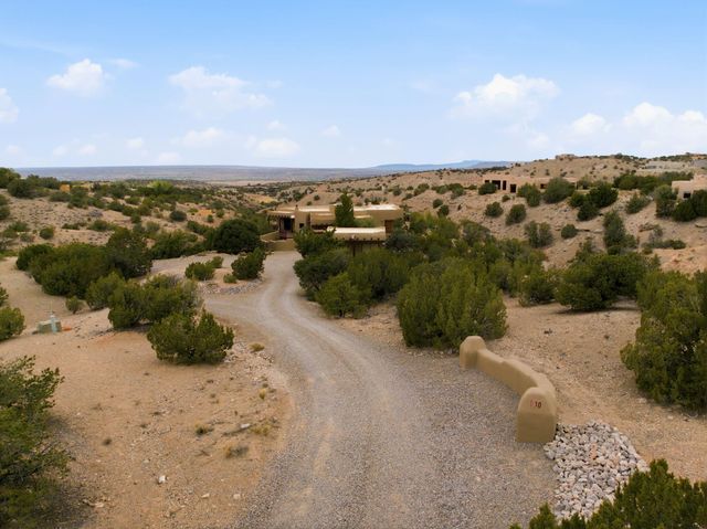 10 Calle Final, Placitas, NM 87043