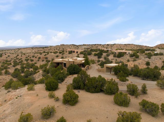 10 Calle Final, Placitas, NM 87043