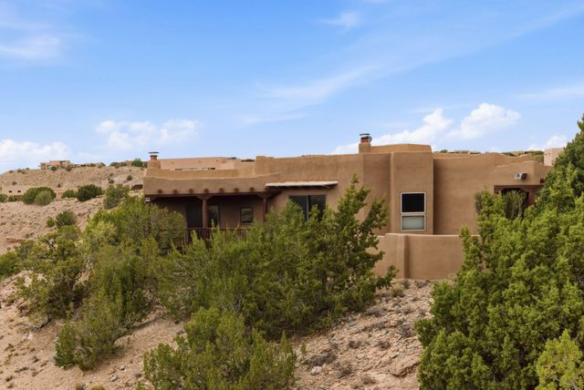 10 Calle Final, Placitas, NM 87043